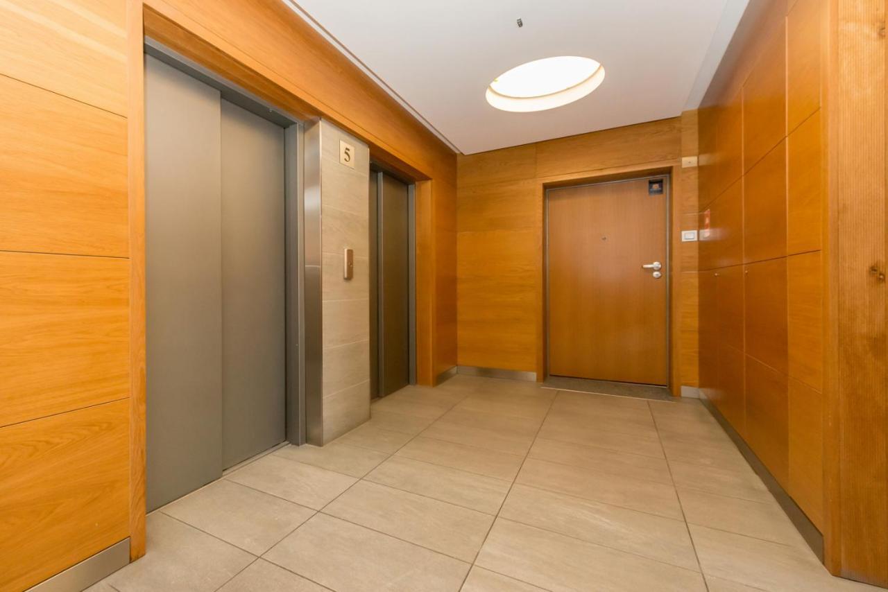 Gdanski Business Center Apartments Warsaw Luaran gambar